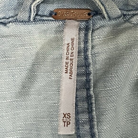 Free People Blue Linen Cotton Embroidered Stud Sleeve Light Jacket XS *stained - Picture 3 of 16